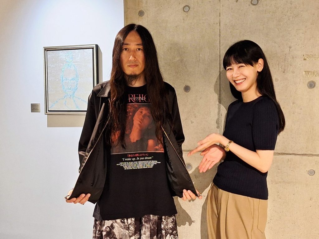 左:KEISHI KONDO監督、右:瀬戸かほさん