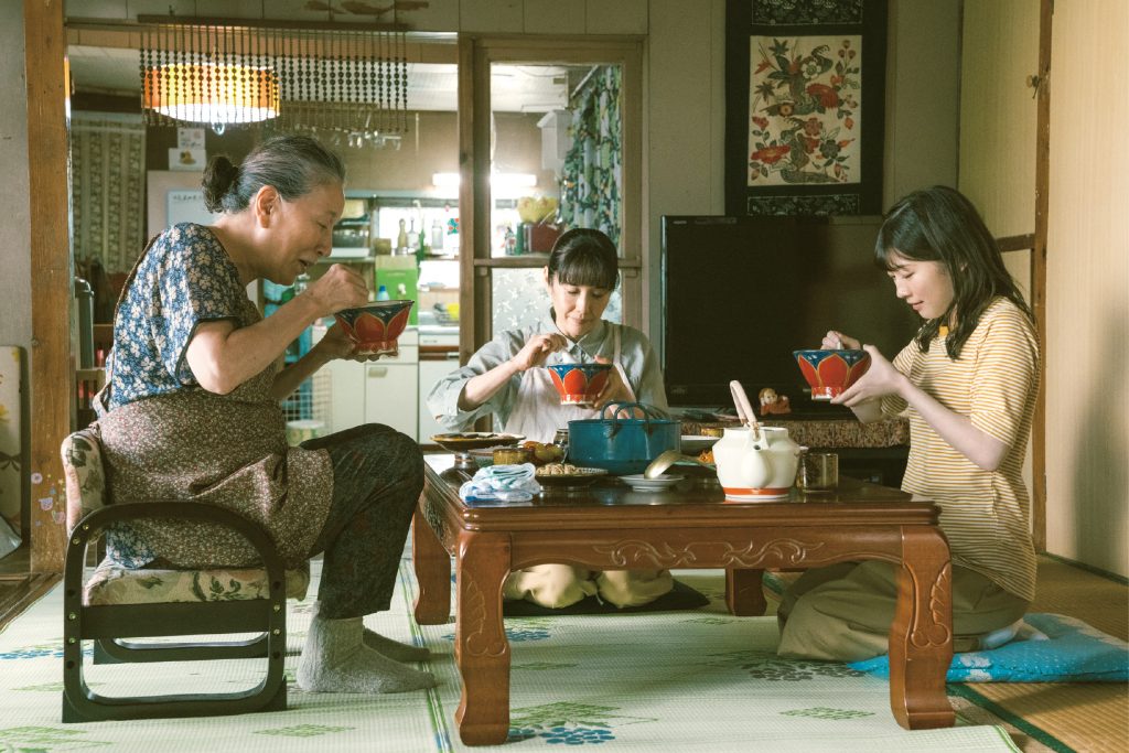 ©2025 映画「風のマジム」 ©原田マハ/講談社