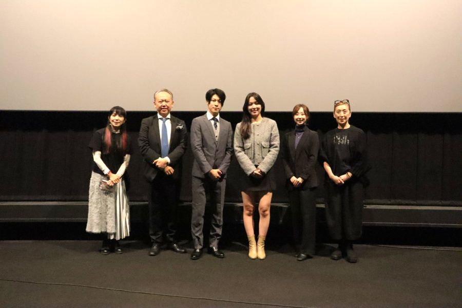 司会の松岡ひとみさんも一緒に