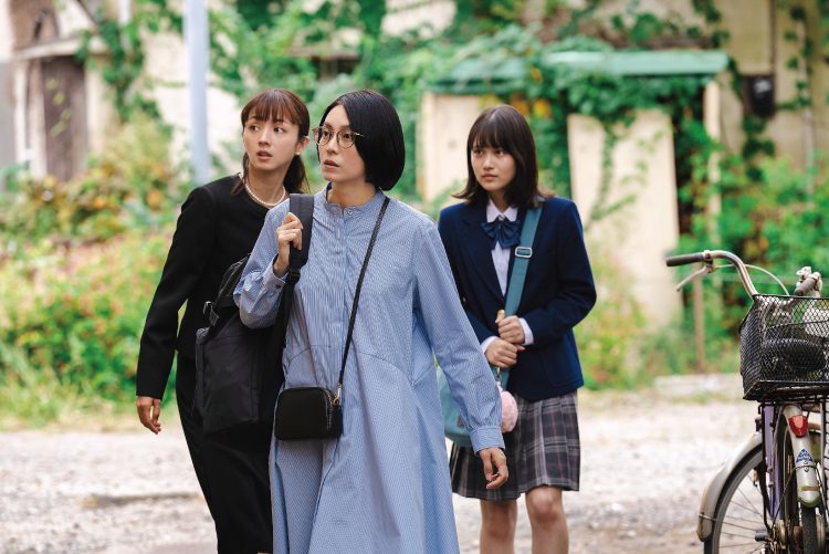 ©2025「兄を持ち運べるサイズに」製作委員会