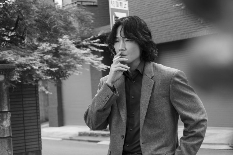 ©2025「星と月は天の穴」製作委員会